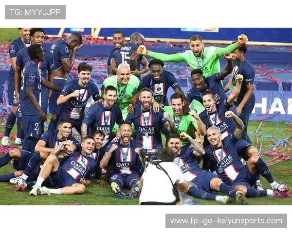 巴黎圣日耳曼持续围攻禁区