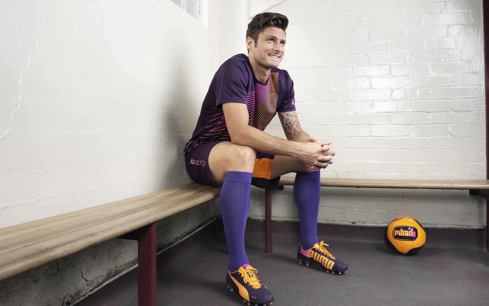 Cole Palmer决赛两球成英雄